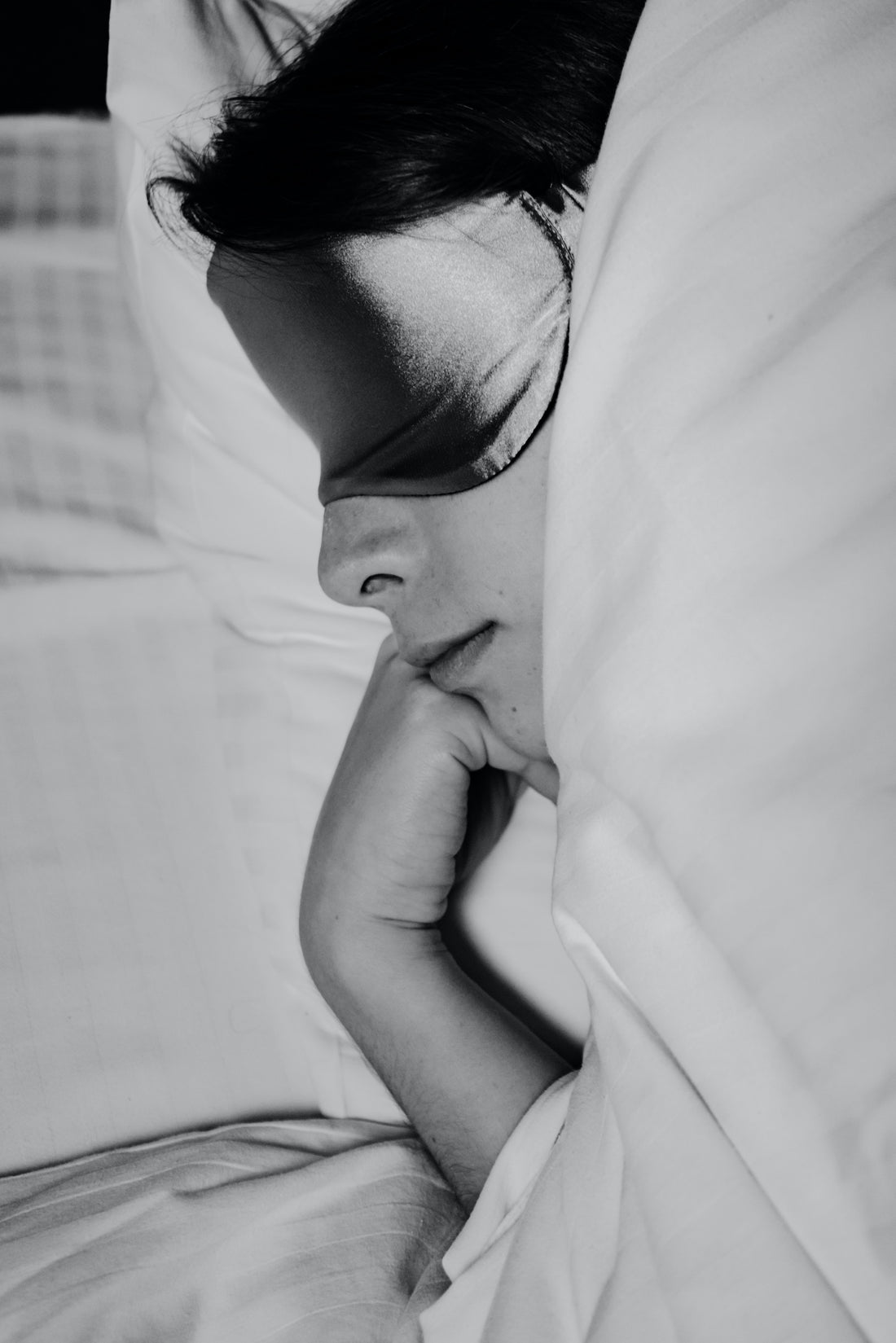 The Crucial Connection Between Sleep and Hormones: How Quality Sleep Affects Your Body's Balance